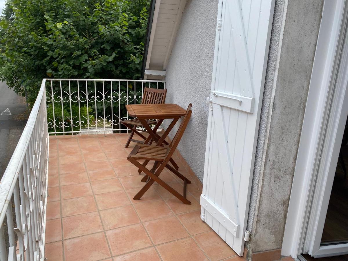 Aou Saintou Otel Morlaas Dış mekan fotoğraf
